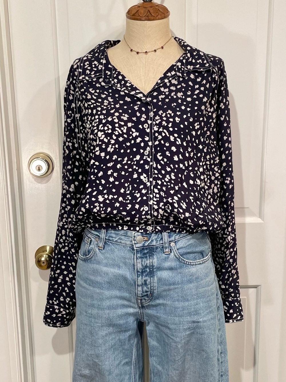 Free People Long-Sleeve Navy Spotted Cropped Button-Down Top